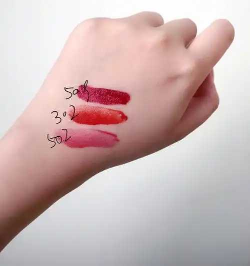 唇膏是油性的吗