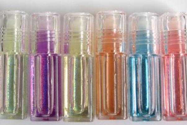 唇油和润唇膏区别