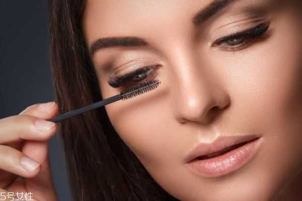睫毛有哪些画法？睫毛的正确画法