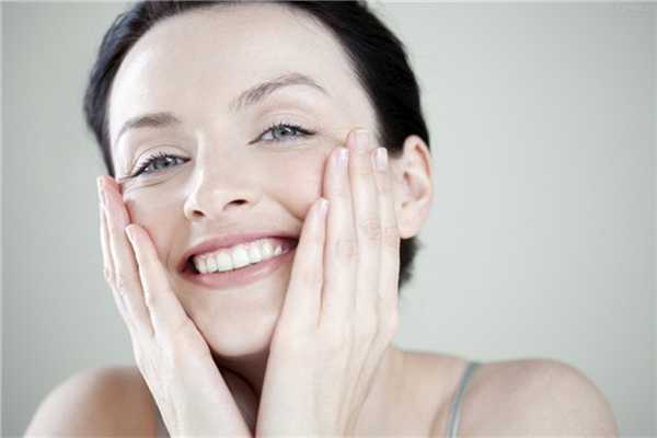洗脸可以加盐吗？洗脸加盐有什么好处