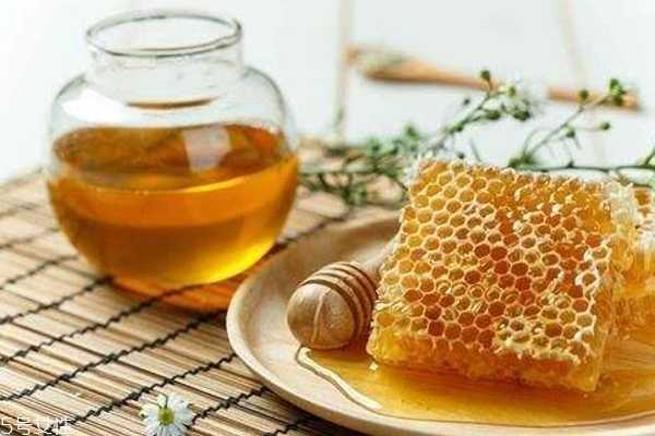 蜂蜜洗脸有用吗 蜂蜜洗脸有用吗