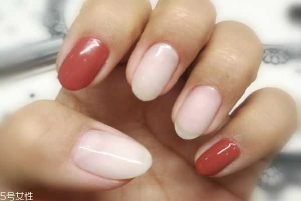 夏季晕染美甲教程 晕染渐变美甲教程步骤