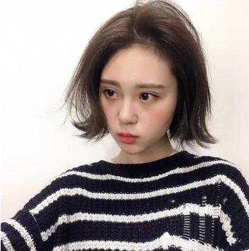 短发发型女2025新款,5款最新减龄青春造型分享 短发发型女2025新款,5款最新减龄青春造型分享