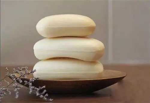 香皂变质的特征?香皂保质期过了会怎么样 香皂变质的特征?香皂保质期过了会怎么样