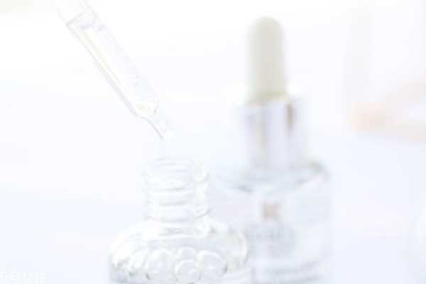 科颜氏淡斑精华液能美白吗