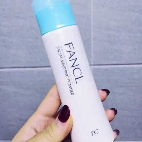 妆前乳和隔离霜只用一个可以吗