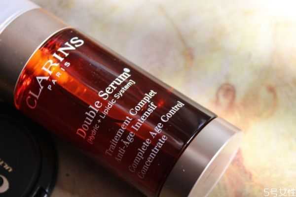 娇韵诗双萃精华好用吗？娇韵诗双萃精华有什么作用