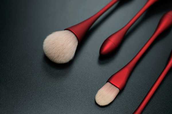 化妆刷会发霉吗 化妆刷会发霉吗