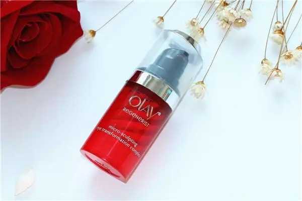 眼霜有香精好吗