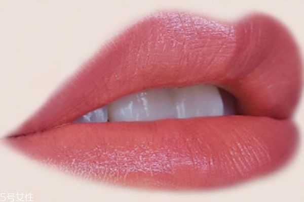 蜜丝佛陀魅惑润泽修护唇膏哪个颜色好看 蜜丝佛陀魅惑润泽修护唇膏哪个颜色好看