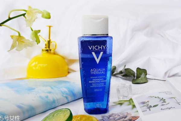 薇姿爽肤水蓝色好用吗