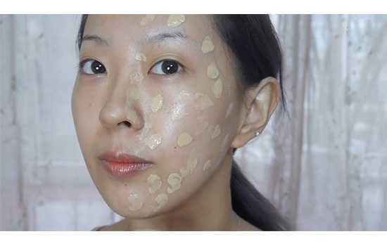 阿玛尼和雅诗兰黛粉底液哪个好 阿玛尼粉底液和雅诗兰黛对比区别