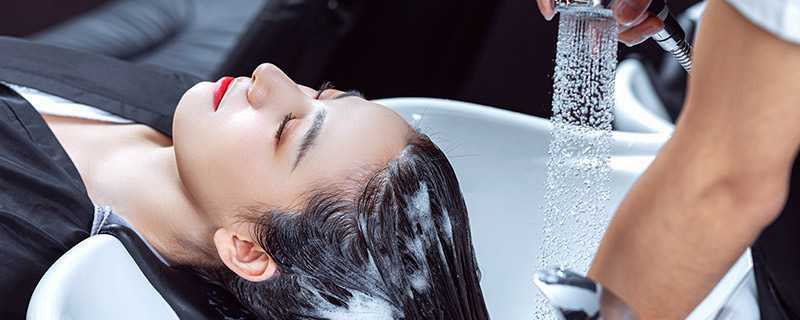 烫头发几天后可以洗头 烫头发几天后可以洗头