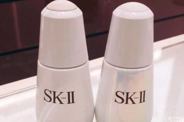 sk2小灯泡会导致过敏吗?sk2小灯泡有荧光剂吗 sk2小灯泡会导致过敏吗?sk2小灯泡有荧光剂吗