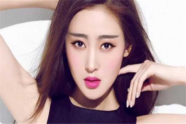 眼袋肿了有点疼痛怎么回事 眼袋肿了有点疼痛怎么回事