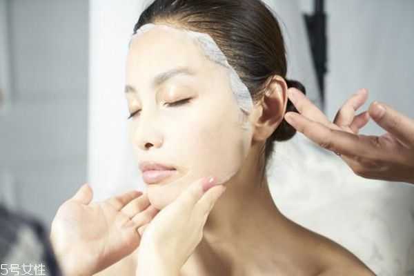 天天敷面膜能淡斑吗 天天敷面膜能淡斑吗