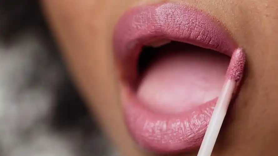 如何判断唇彩有没有效果