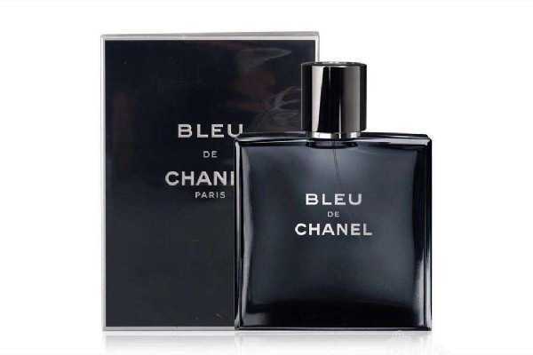 买的香奈儿香水放了一年还能用吗 买的香奈儿香水放了一年还能用吗