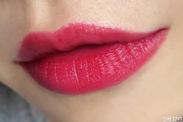 雅诗兰黛口红350好看吗?雅诗兰黛口红350试色 雅诗兰黛口红350好看吗?雅诗兰黛口红350试色