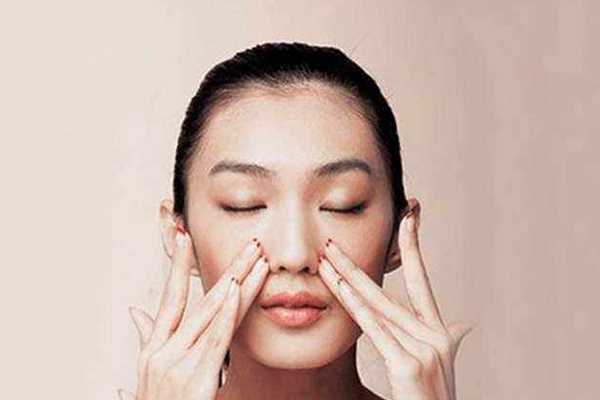 贴完面膜后的正确步骤 贴完面膜后的正确步骤