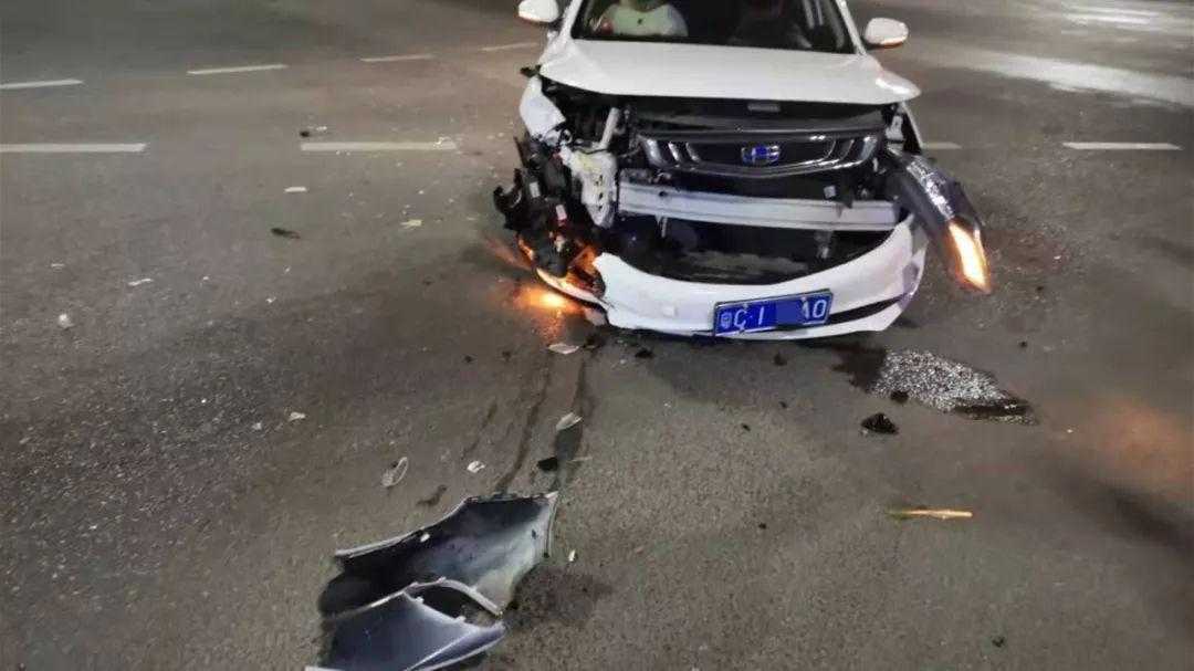 酒驾加无牌照撞车怎么处罚 酒驾加无牌照撞车怎么处罚