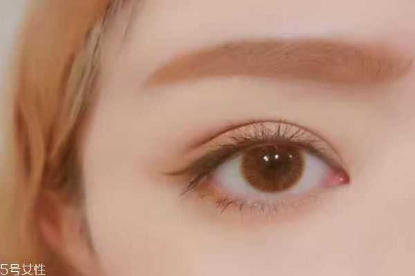 日抛美瞳每天能戴多长时间？美瞳戴多久需要摘下来