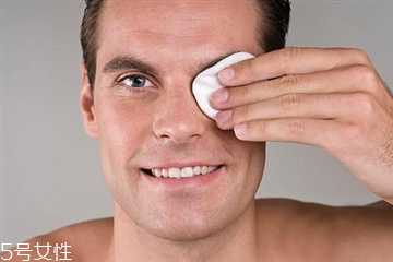 男人皮肤衰老怎么保养？