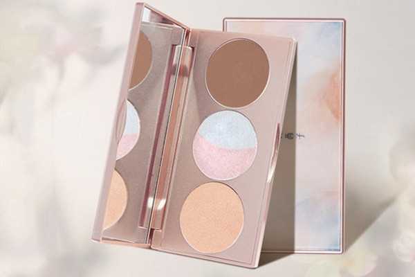 花西子修容盘01色好用吗？花西子修容盘怎么样