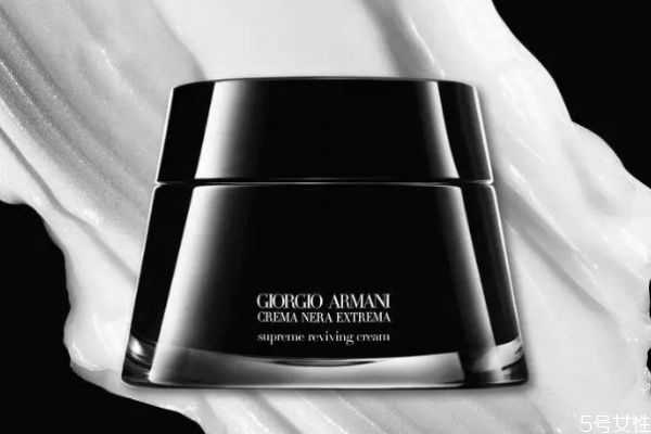阿玛尼黑钥匙面霜需要乳化吗? 阿玛尼黑钥匙面霜需要乳化吗?