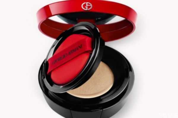 阿玛尼气垫粉色和红色哪个更遮瑕