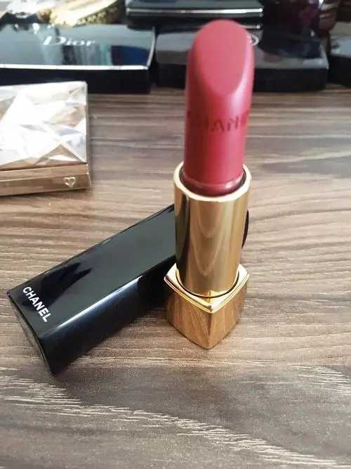 香奈儿口红最火的色号 58/938/96/914都是必买款 香奈儿口红最火的色号 58/938/96/914都是必买款