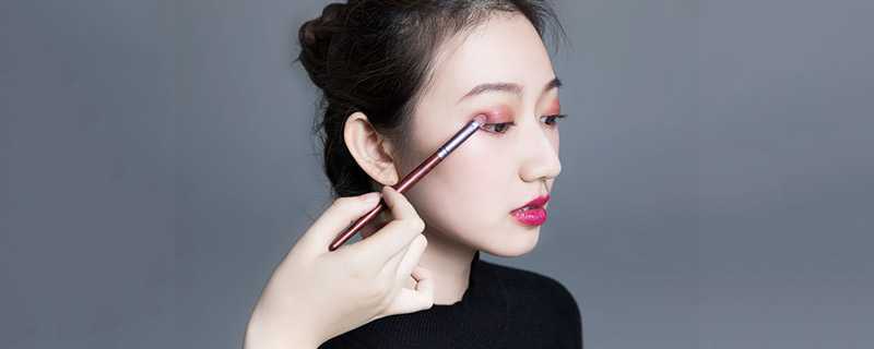 眼影为什么不能当腮红 眼影为什么不能当腮红