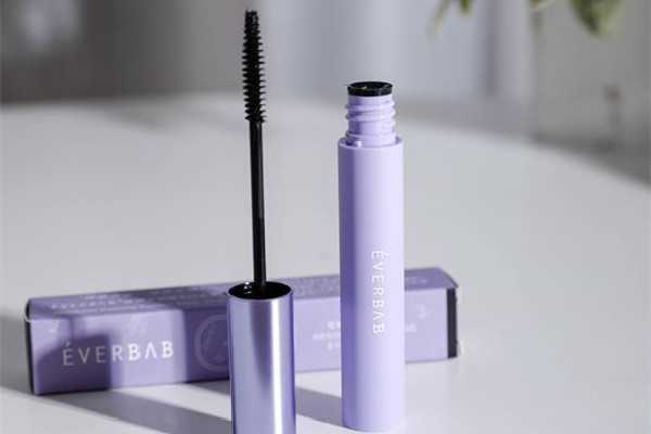 睫毛打底的作用是什么 