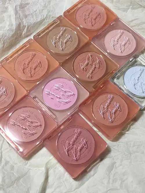 怎样判断腮红是否变质?腮红变质是什么样子的 怎样判断腮红是否变质?腮红变质是什么样子的