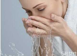 白醋洗脸可以杀螨虫吗?经常用白醋洗脸好吗 白醋洗脸可以杀螨虫吗?经常用白醋洗脸好吗