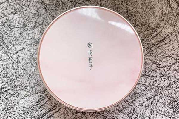花西子散粉和卡姿兰散粉哪个好?花西子散粉2号和3号区别 花西子散粉和卡姿兰散粉哪个好?花西子散粉2号和3号区别