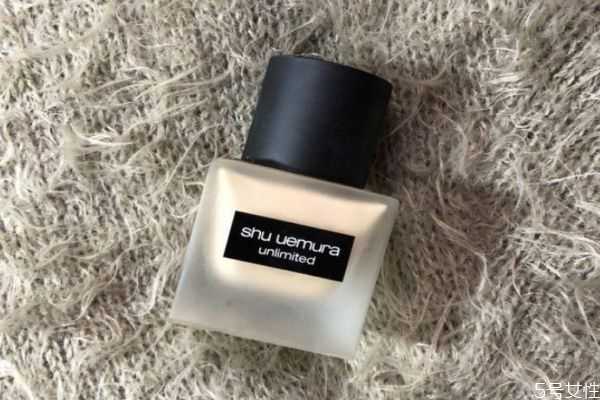 植村秀小方瓶秋冬可以用吗 植村秀小方瓶秋冬可以用吗