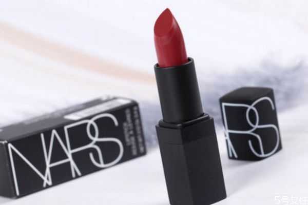 豆沙色口红色适合黄皮吗？豆沙色口红适合什么年龄