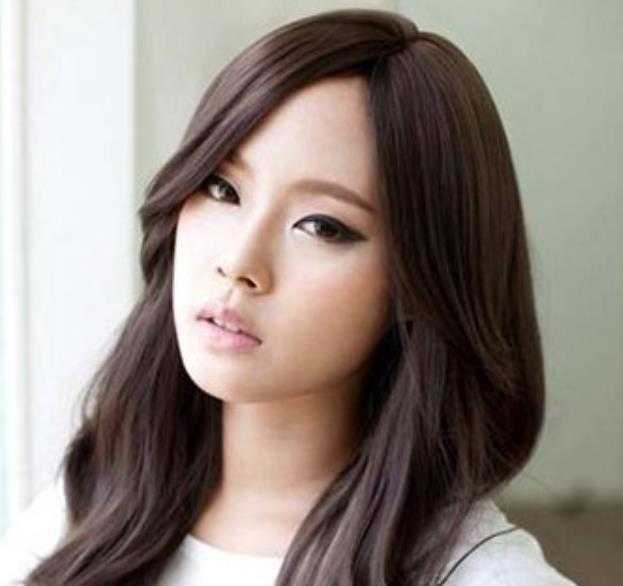 为什么短发比长发显老?长发聚财还是短发聚财 为什么短发比长发显老?长发聚财还是短发聚财