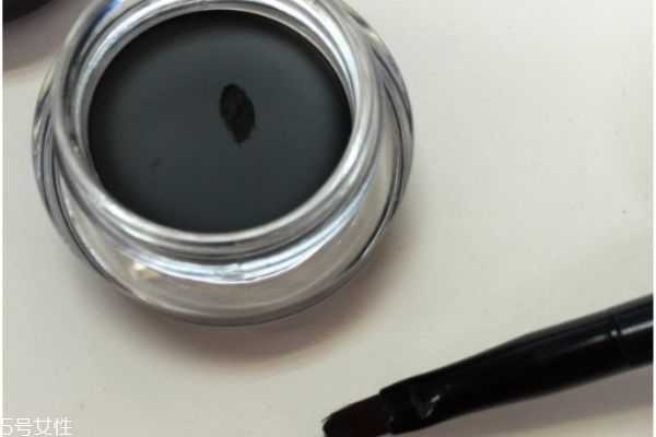 rimmel芮谜眼线膏怎么样 rimmel芮谜眼线膏怎么样