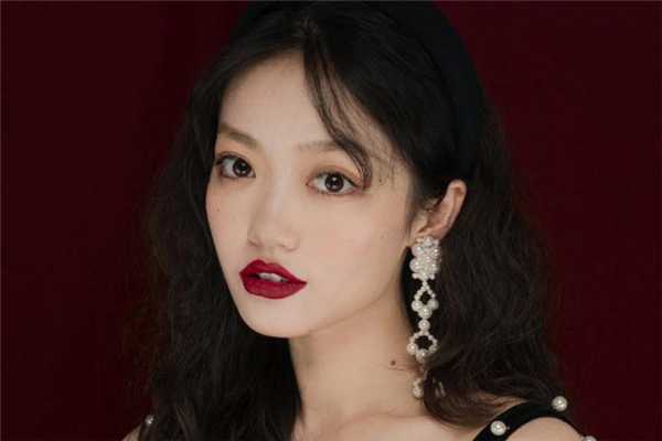 雅诗兰黛314适合素颜吗 雅诗兰黛314适合素颜吗