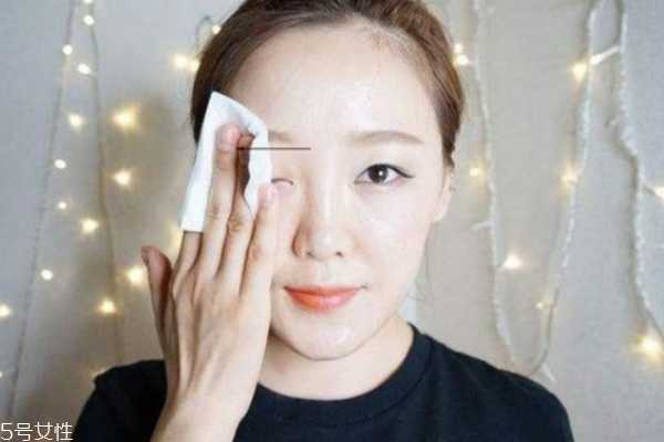 淡妆用什么卸妆产品