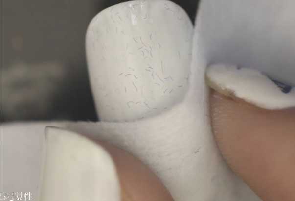 日系田园风美甲怎么做？丝绒美甲做法教程