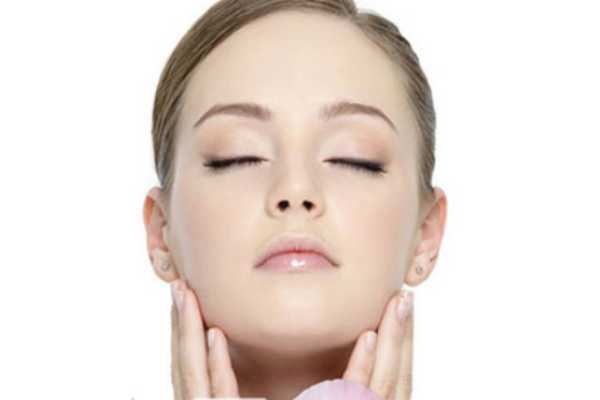 嘴角纹怎么消除