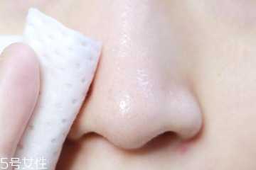 油痘肌怎么调理效果最好？油痘肌护肤品推荐