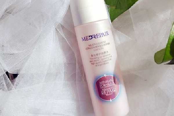 精华水可以直接用在脸上吗 精华水可以直接用在脸上吗