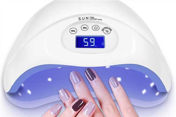 美甲灯会黑手吗 美甲灯把手烤黑了怎么恢复