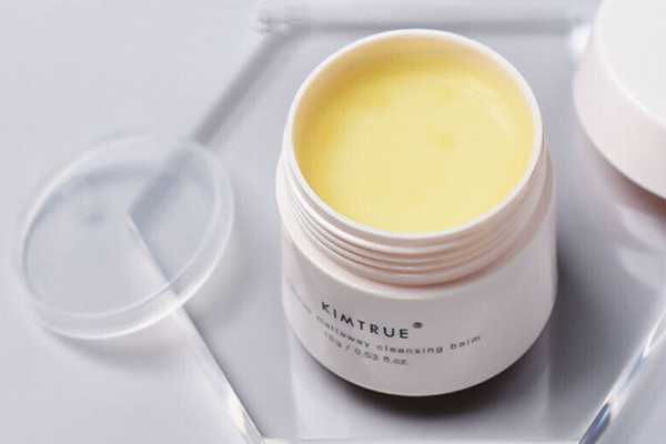 卸妆膏用了以后还要用洗面奶吗 卸妆膏用了以后还要用洗面奶吗