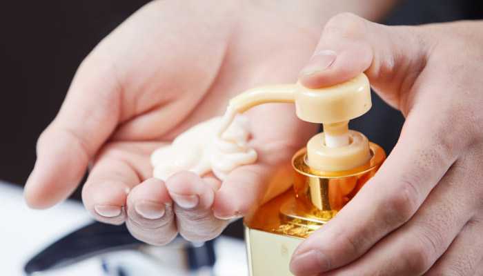 护发精油什么时候用 护发精油什么时候用