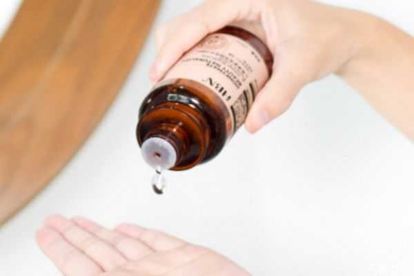 hbn熊果苷精粹水功效